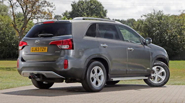 Used Kia Sorento - rear