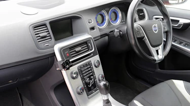 Used Volvo V60 - interior