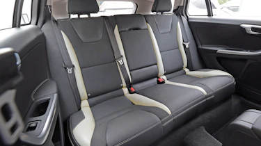 Used Volvo V60 - rear seats