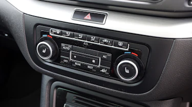 Used Volkswagen Sharan - centre console