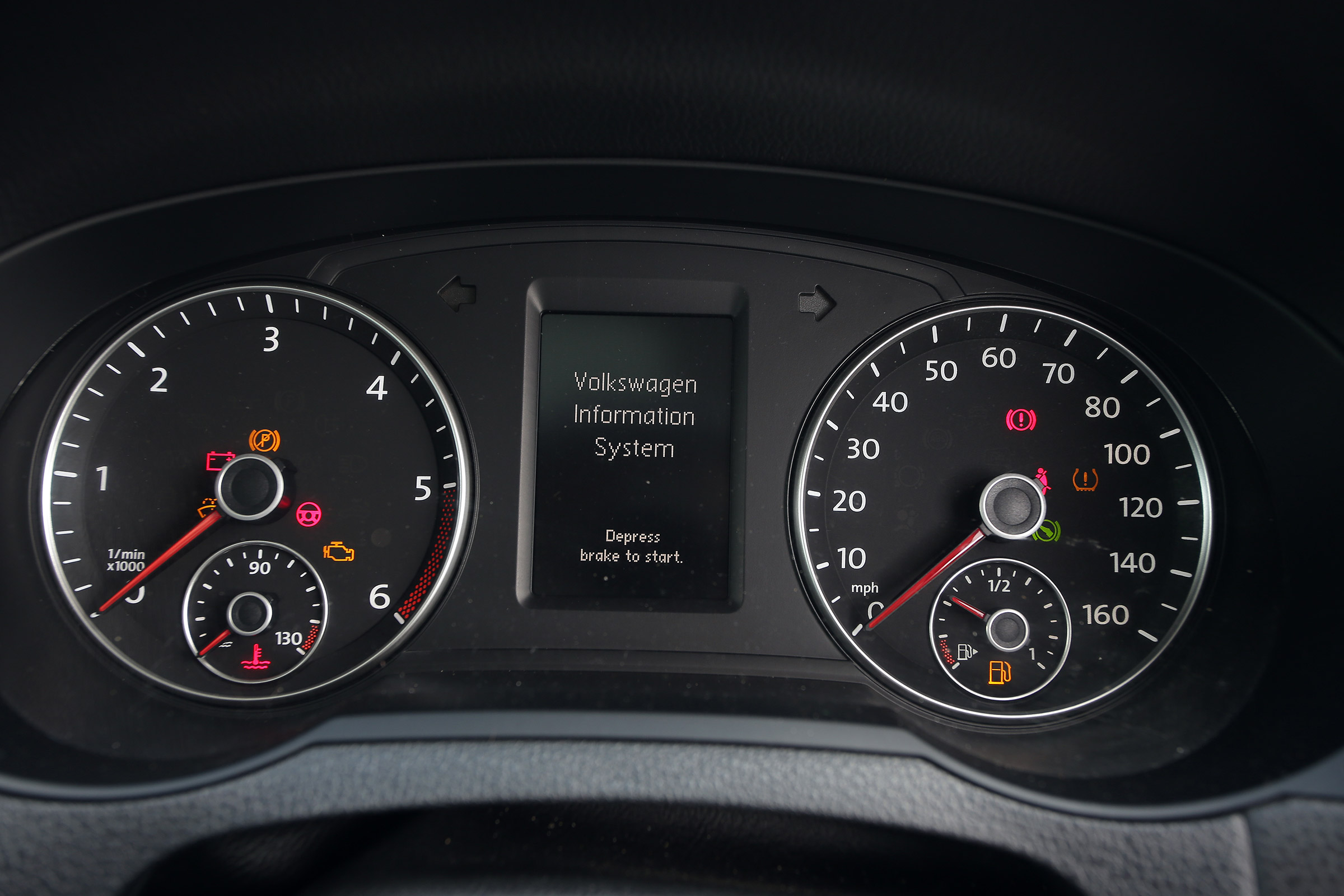 Used Volkswagen Sharan - dials