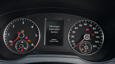 Used Volkswagen Sharan - dials