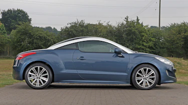 Used Peugeot RCZ - side