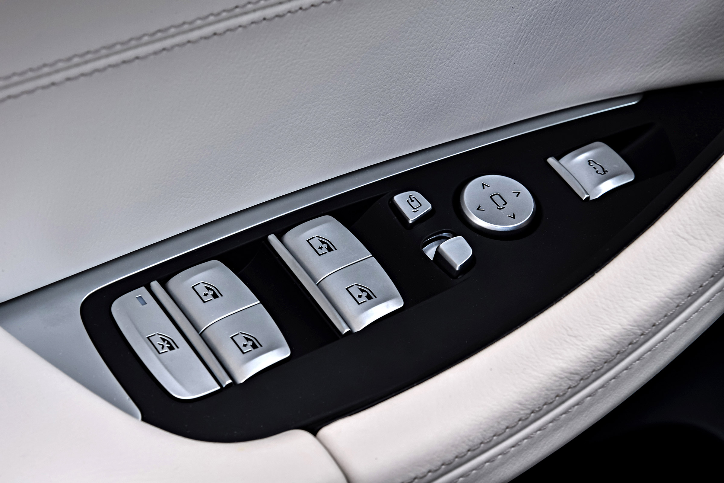 BMW X3 M40i - window controls