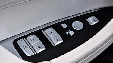 BMW X3 M40i - window controls