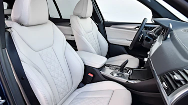 BMW X3 M40i - front seats