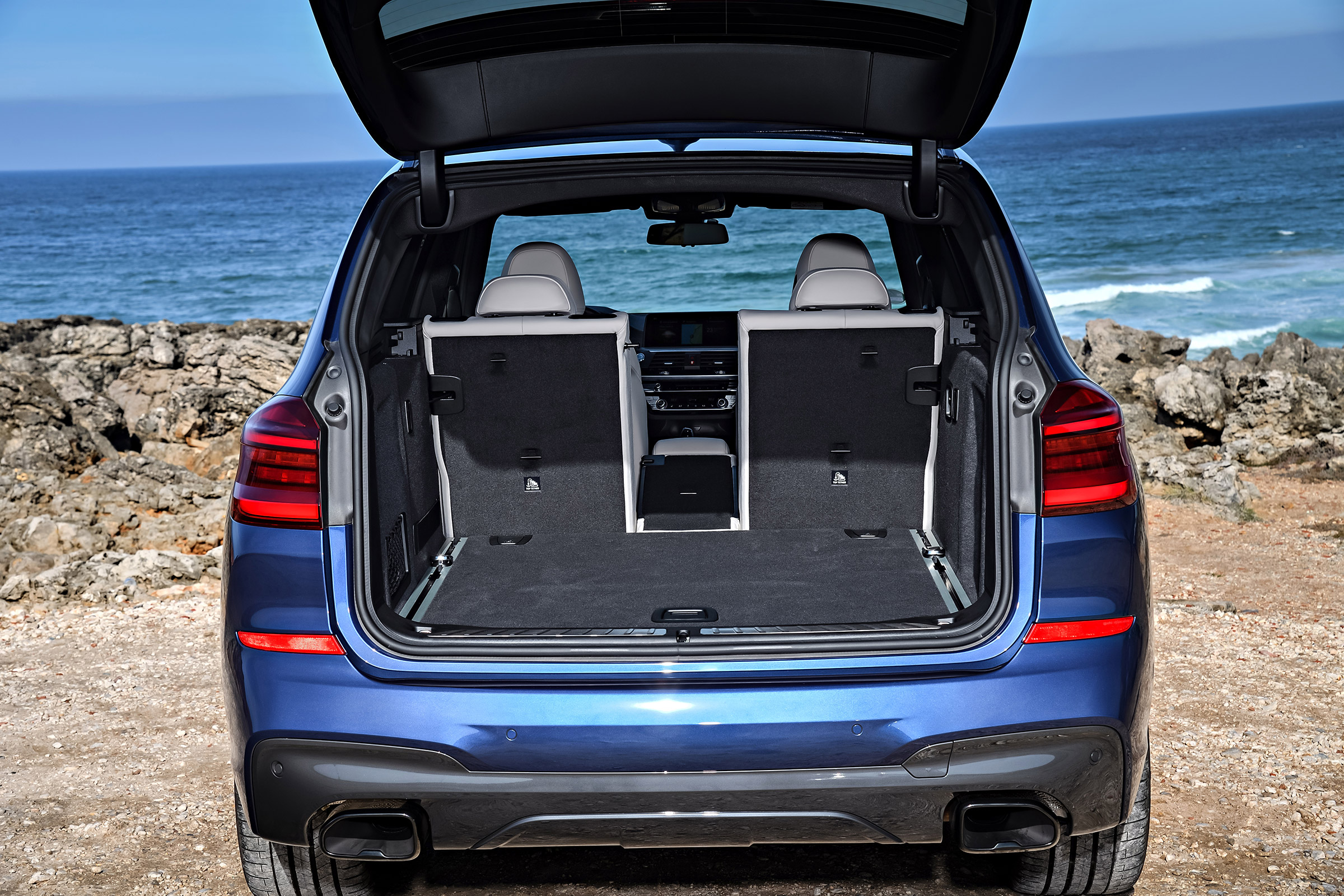 BMW X3 M40i - boot one seat down