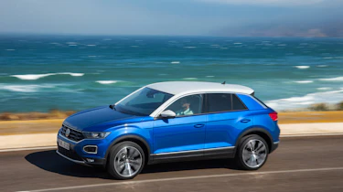 Volkswagen T-Roc - side