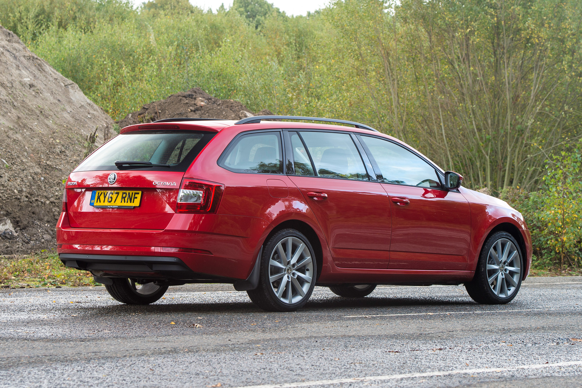 Skoda Octavia Estate 1.5 TSI - rear static