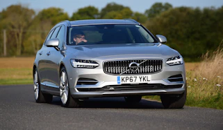 Volvo V90 T8 - front