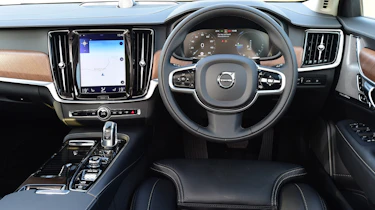 Volvo V90 T8 - dash