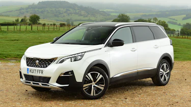 Peugeot 5008 - front static