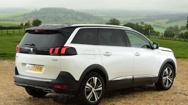 Peugeot 5008 - rear static