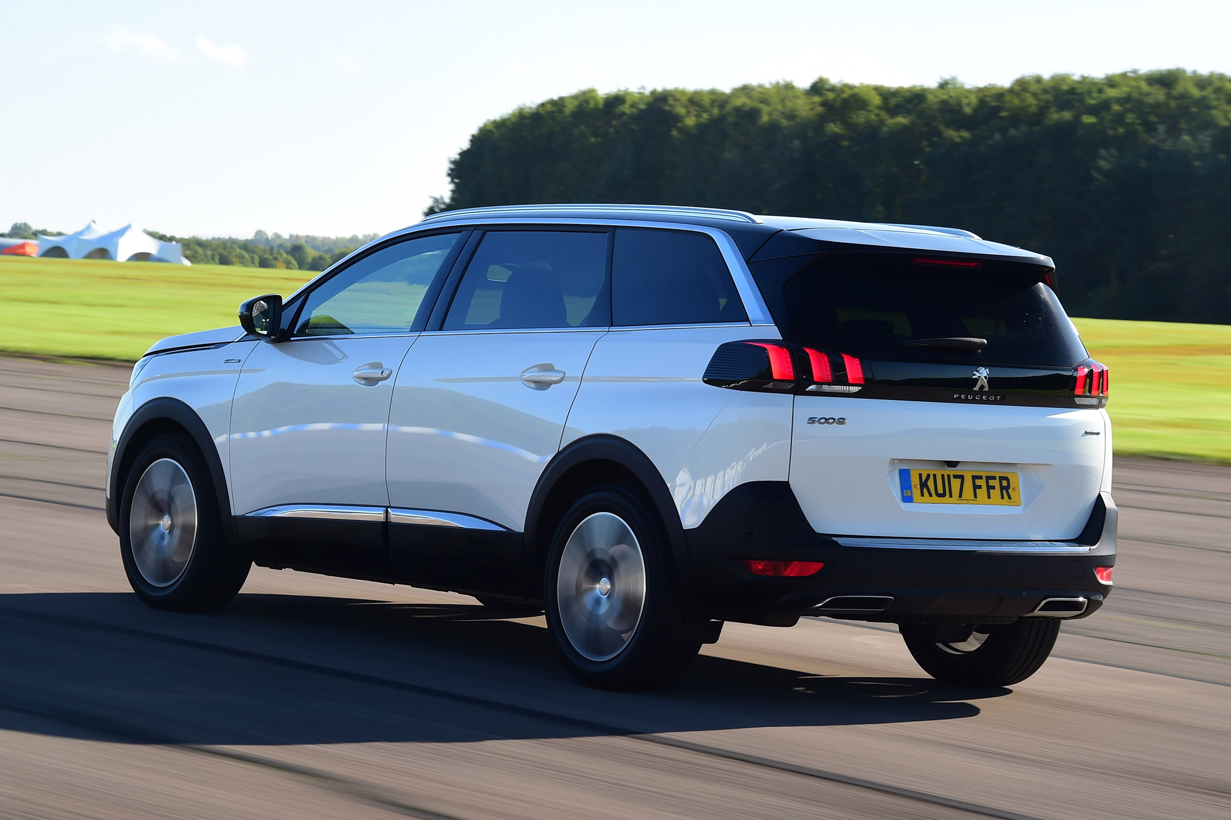 Peugeot 5008 - rear