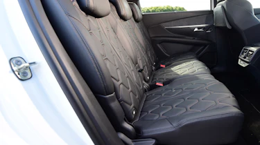Peugeot 5008 - rear seats
