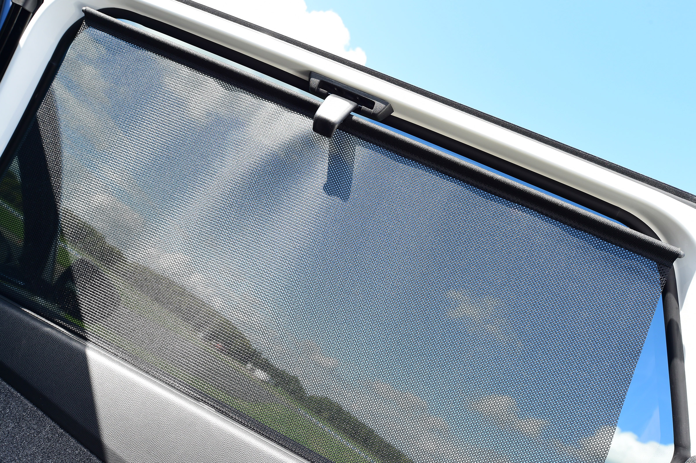 Peugeot 5008 - window screen