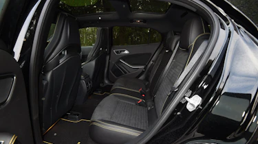 Mercedes-AMG GLA 45 Yellow Night Edition - rear seats