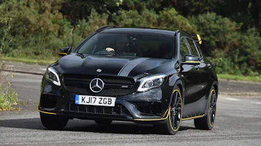 Mercedes-AMG GLA 45 Yellow Night Edition - front