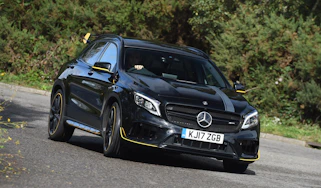 Mercedes-AMG GLA 45 Yellow Night Edition - front cornering
