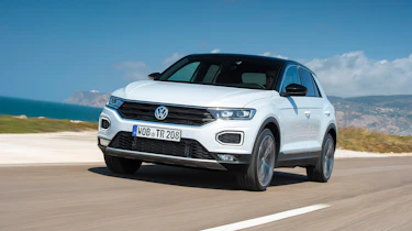 Volkswagen T-Roc - front action