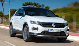 Volkswagen T-Roc - front