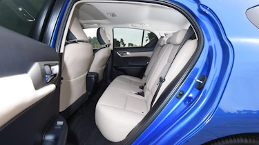 Lexus CT 200h - rear seats