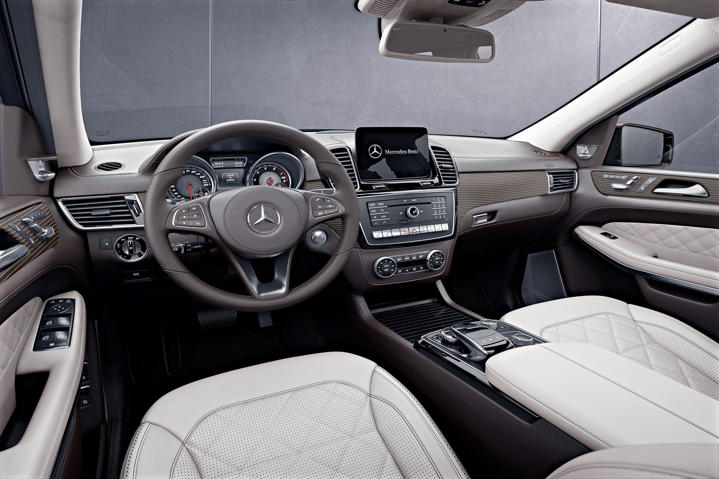 Mercedes GLS Grand Edition interior