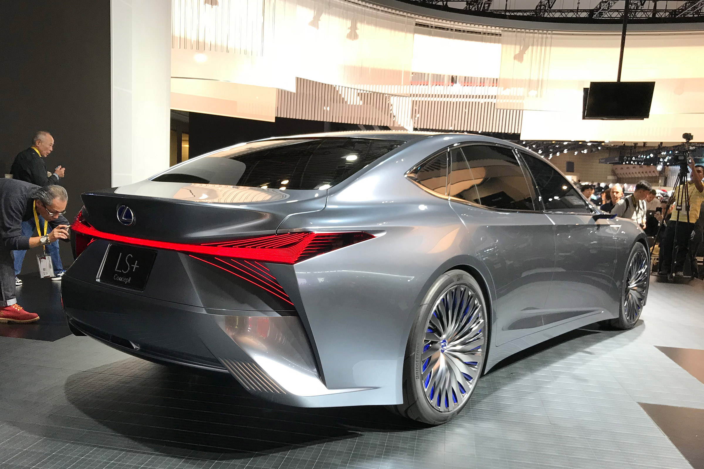 Lexus LS+ Concept - Tokyo rear