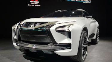 Mitsubishi e-Evolution concept - Tokyo front