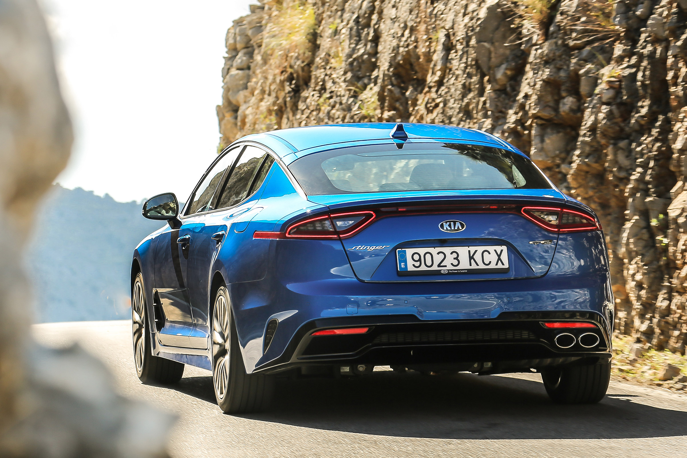 Kia Stinger - rear action