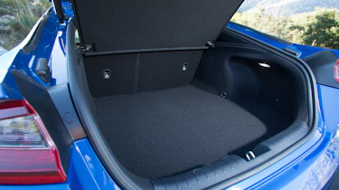 Kia Stinger - boot