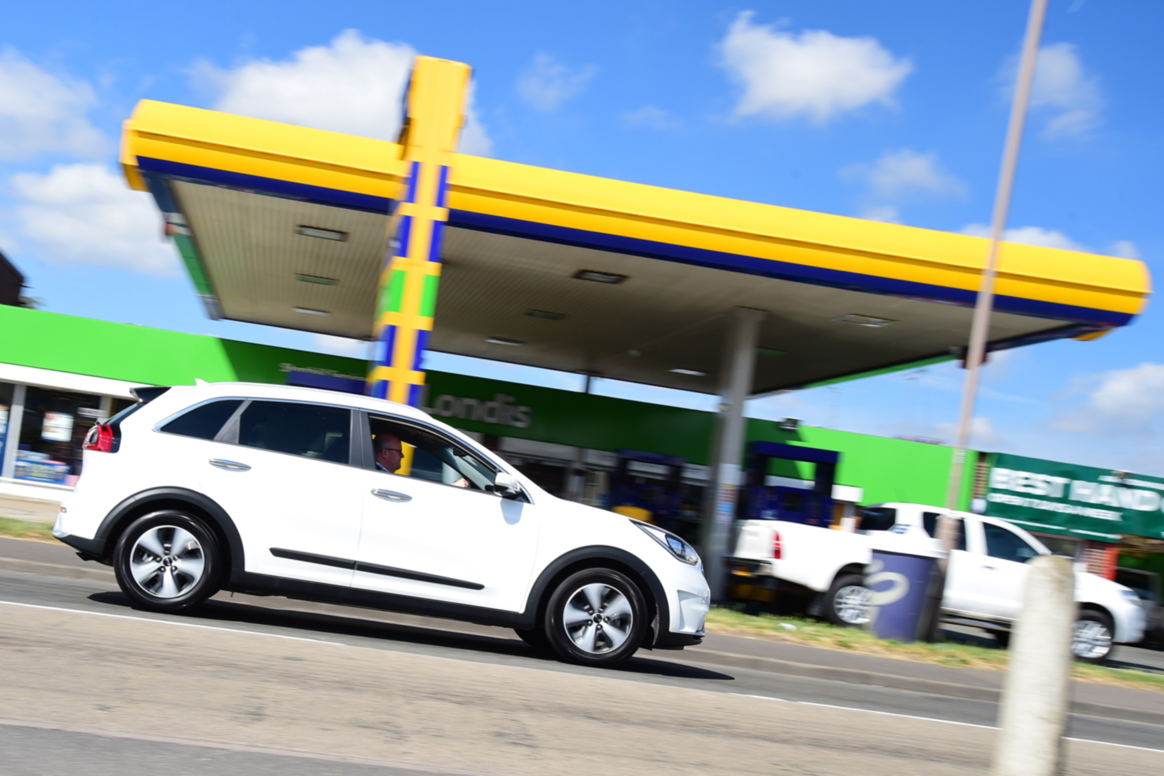 Kia Niro long-term - petrol station