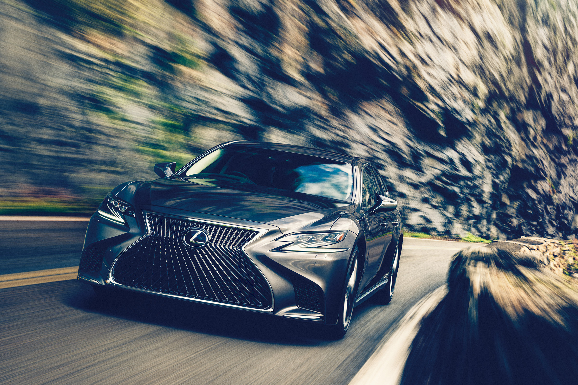 Lexus LS review - front