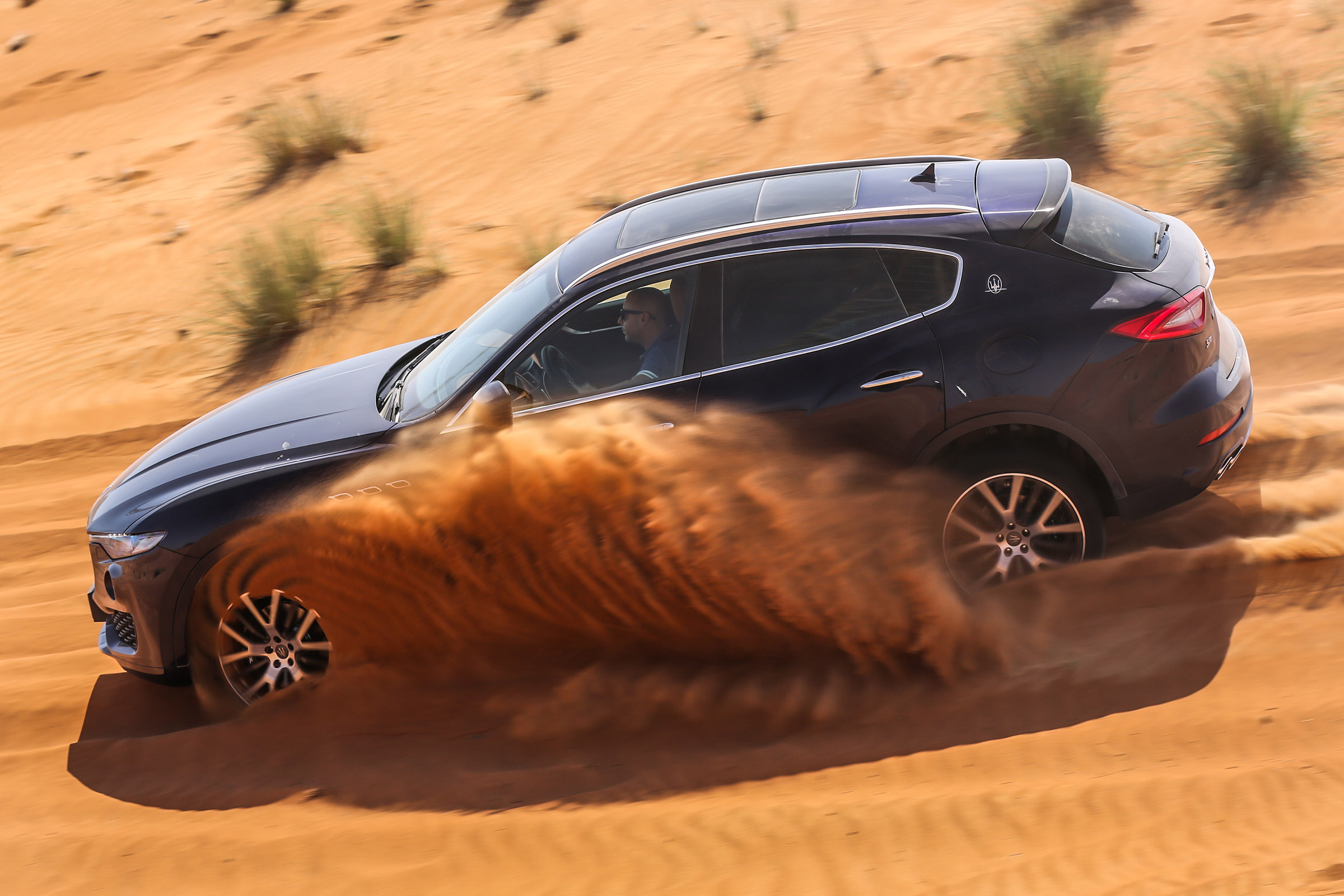 Maserati Levante - side off-road