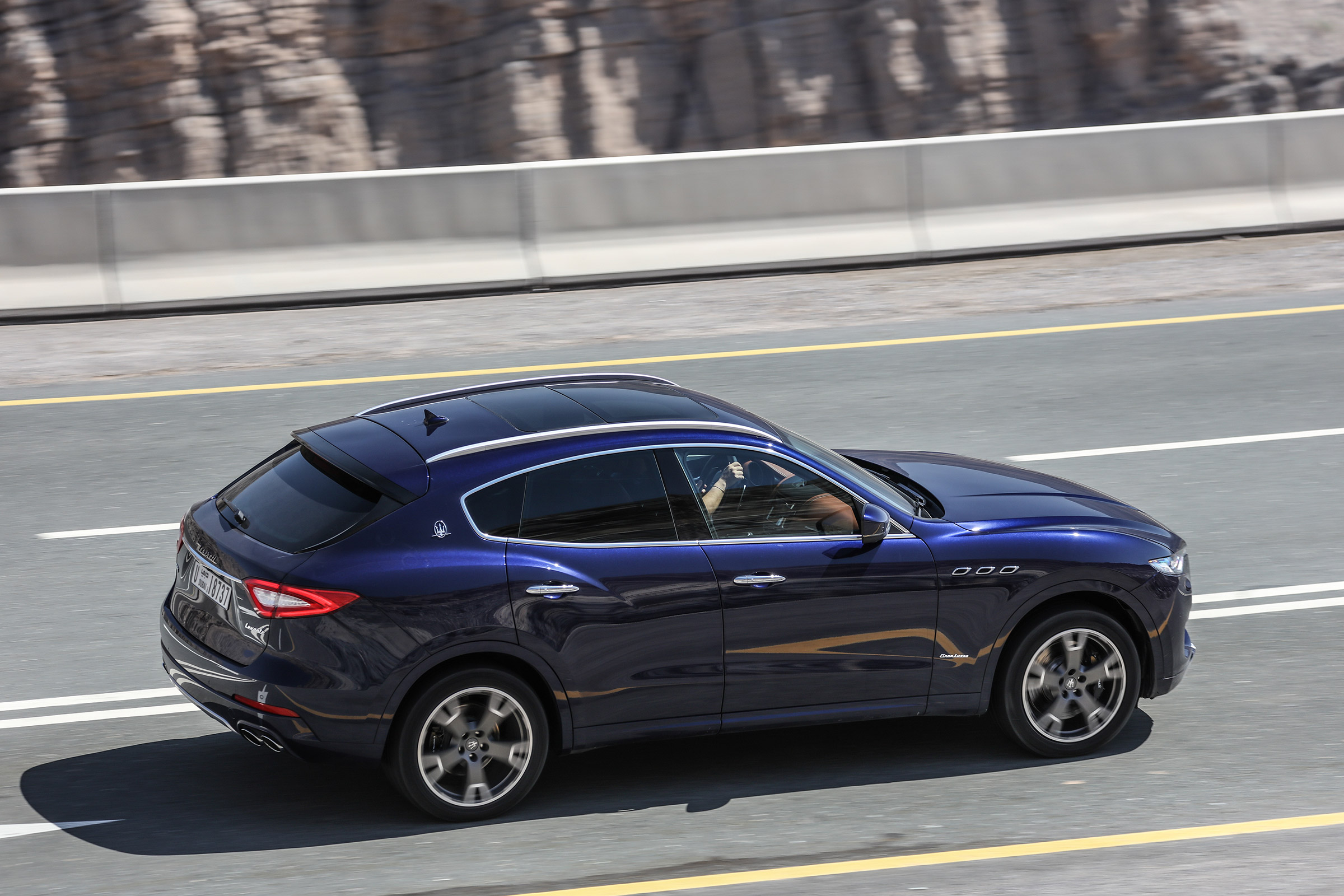 Maserati Levante - above