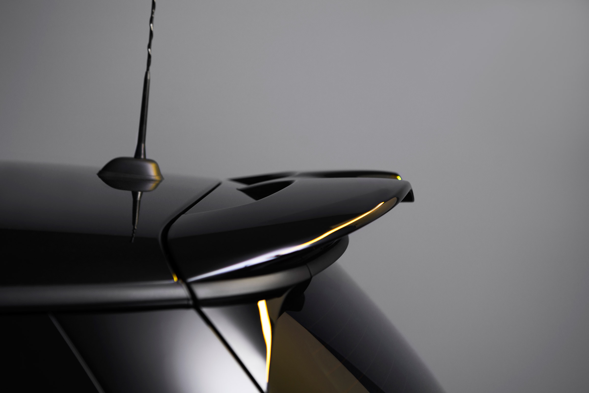 MINI 1499 GT - spoiler