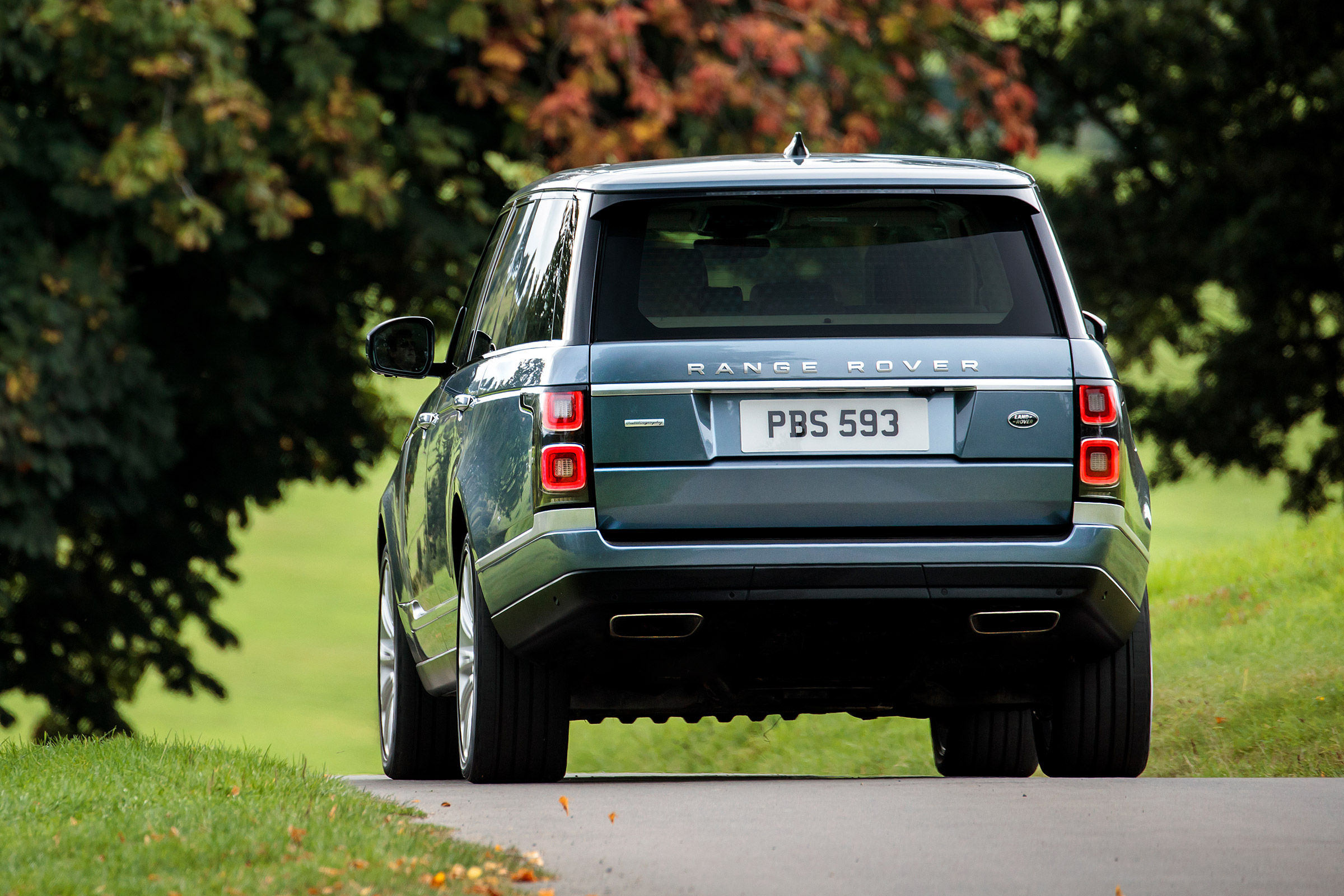 Updated Range Rover - rear action