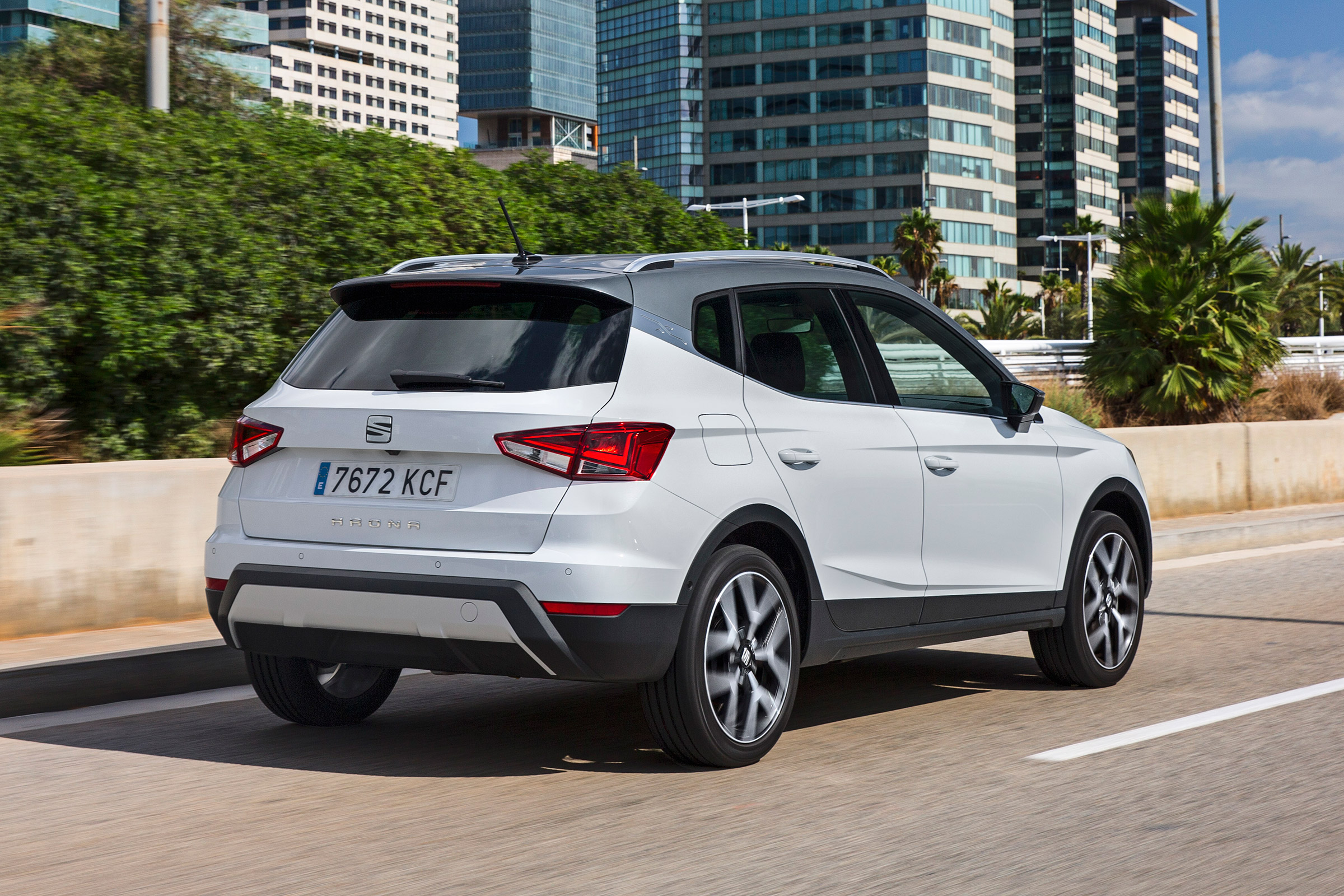 New SEAT Arona 1.6 TDI - rear