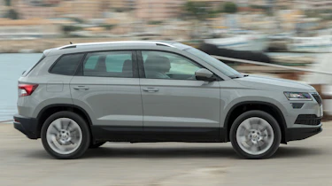 Skoda Karoq - side