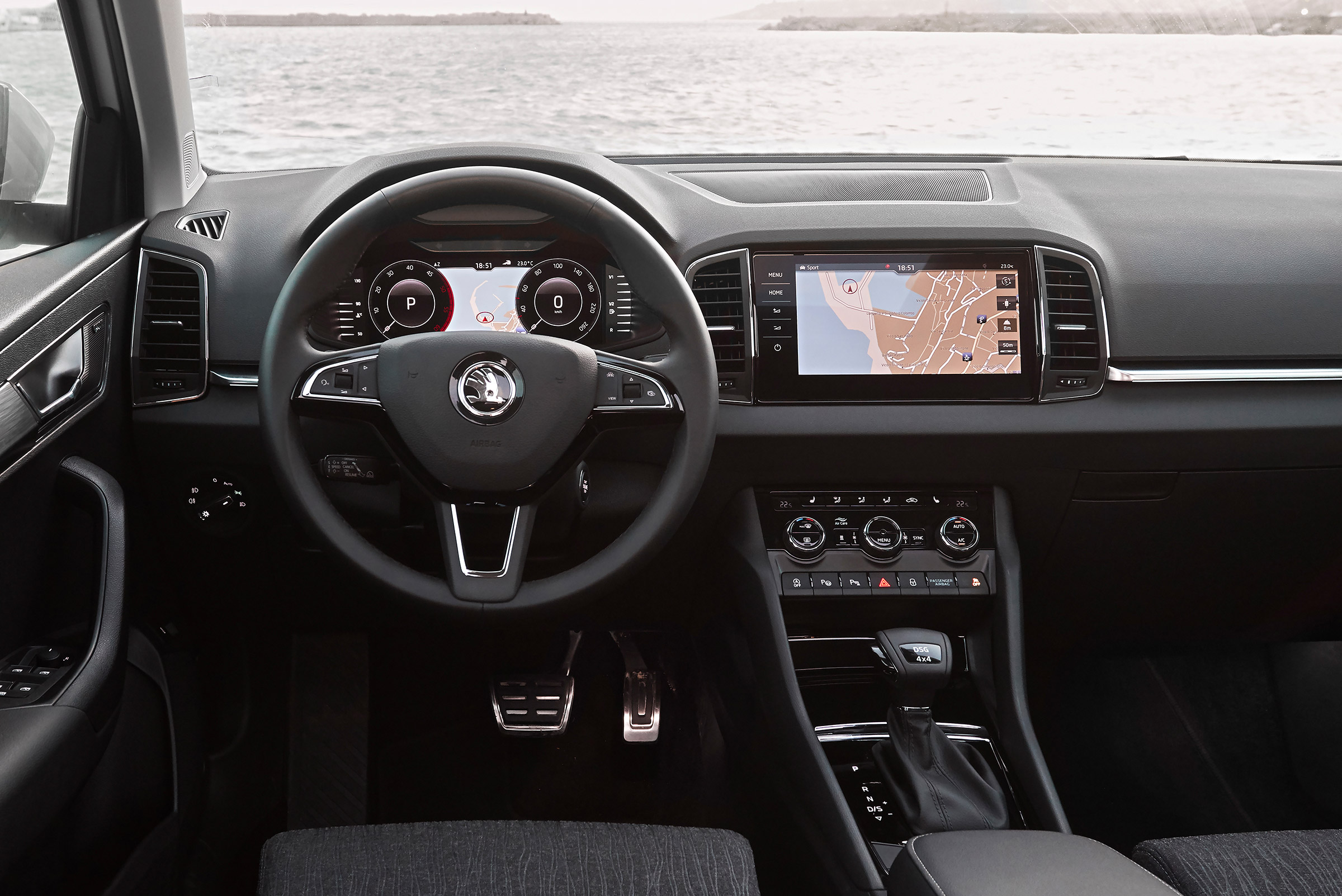 Skoda Karoq - dash