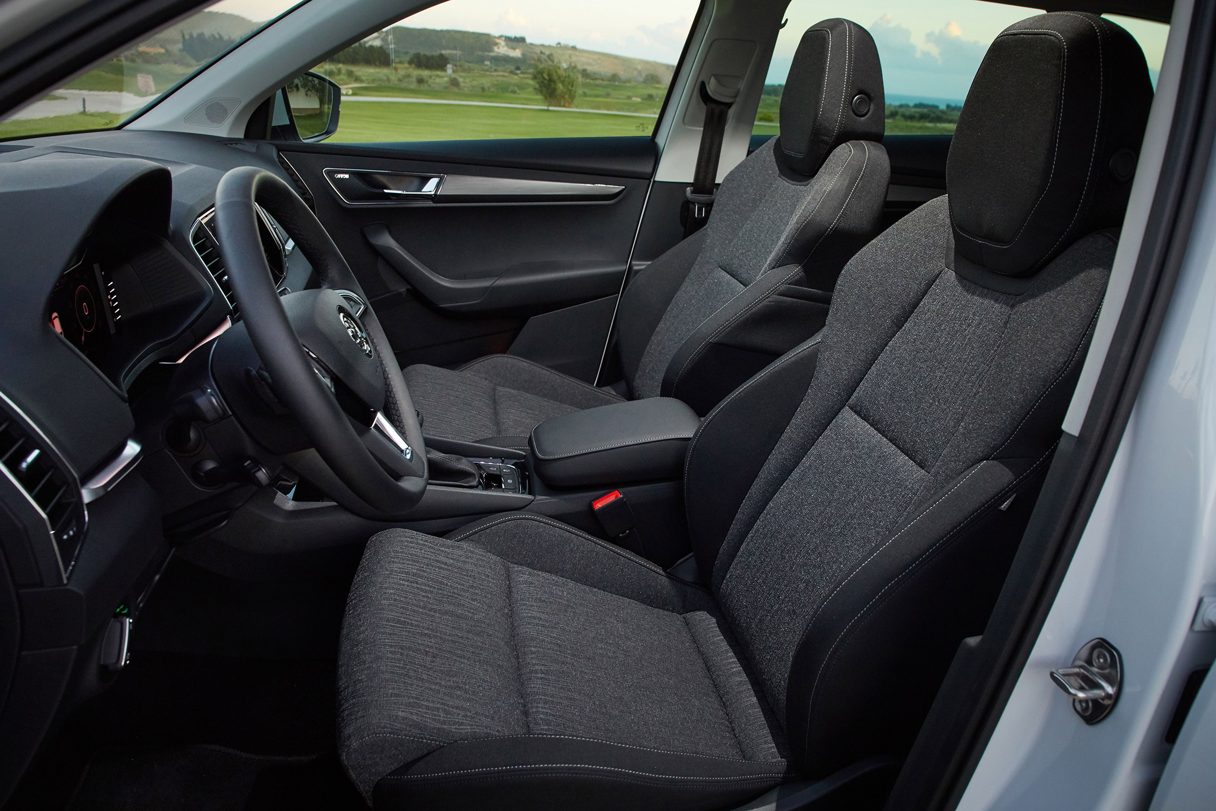 Skoda Karoq - front seats