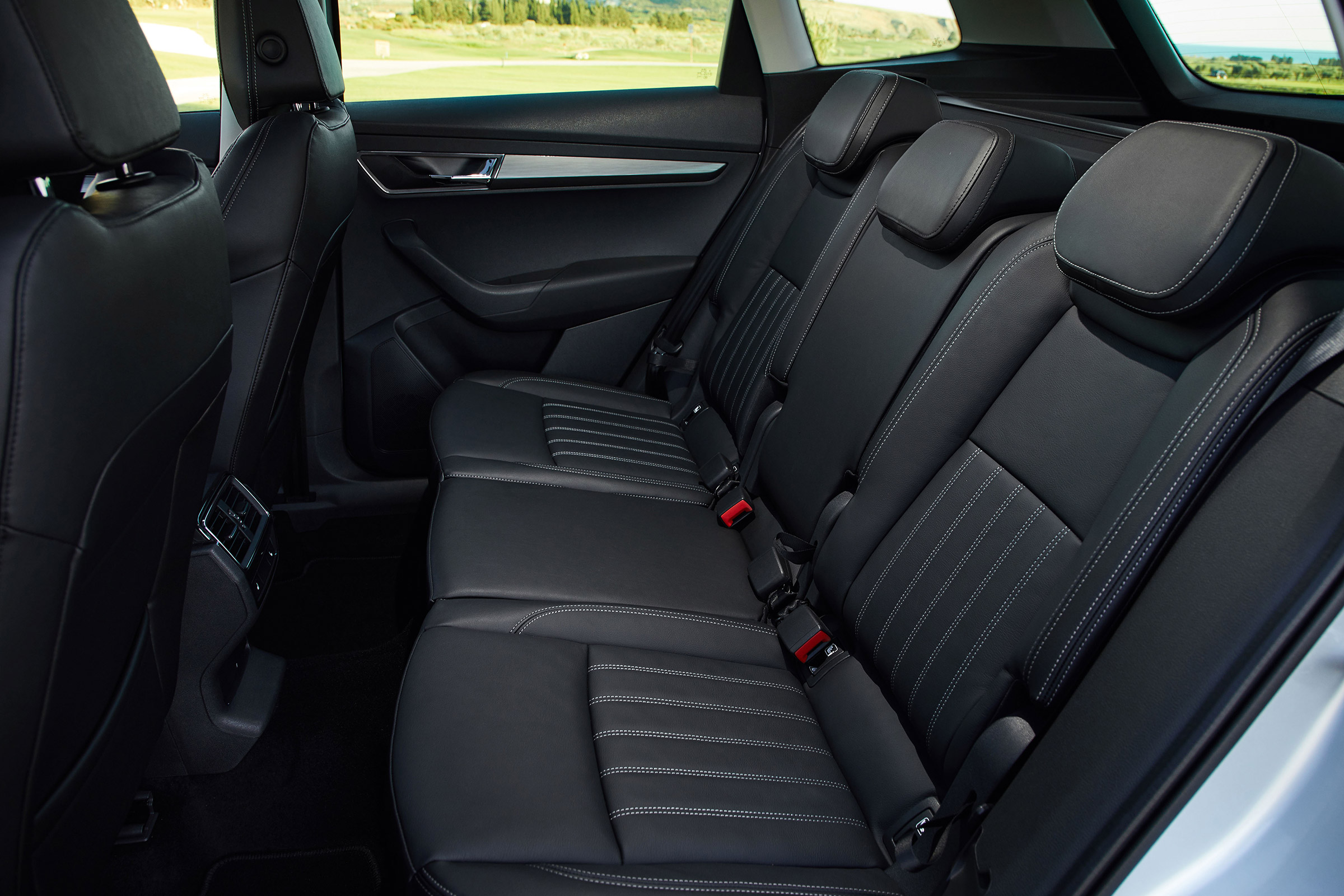 Skoda Karoq - rear seats