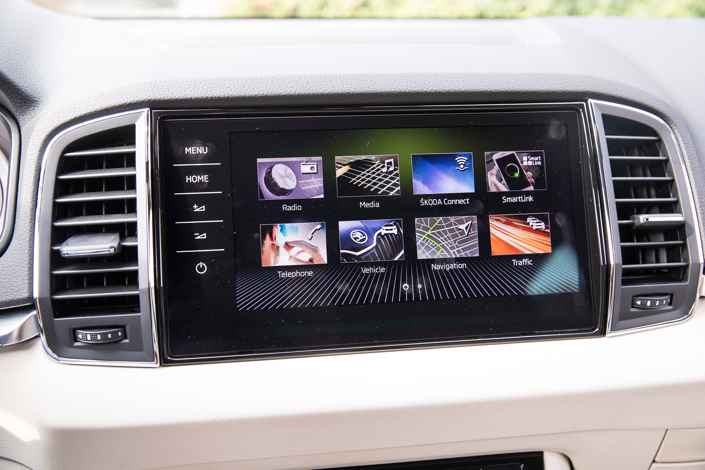 Skoda Karoq - infotainment screen