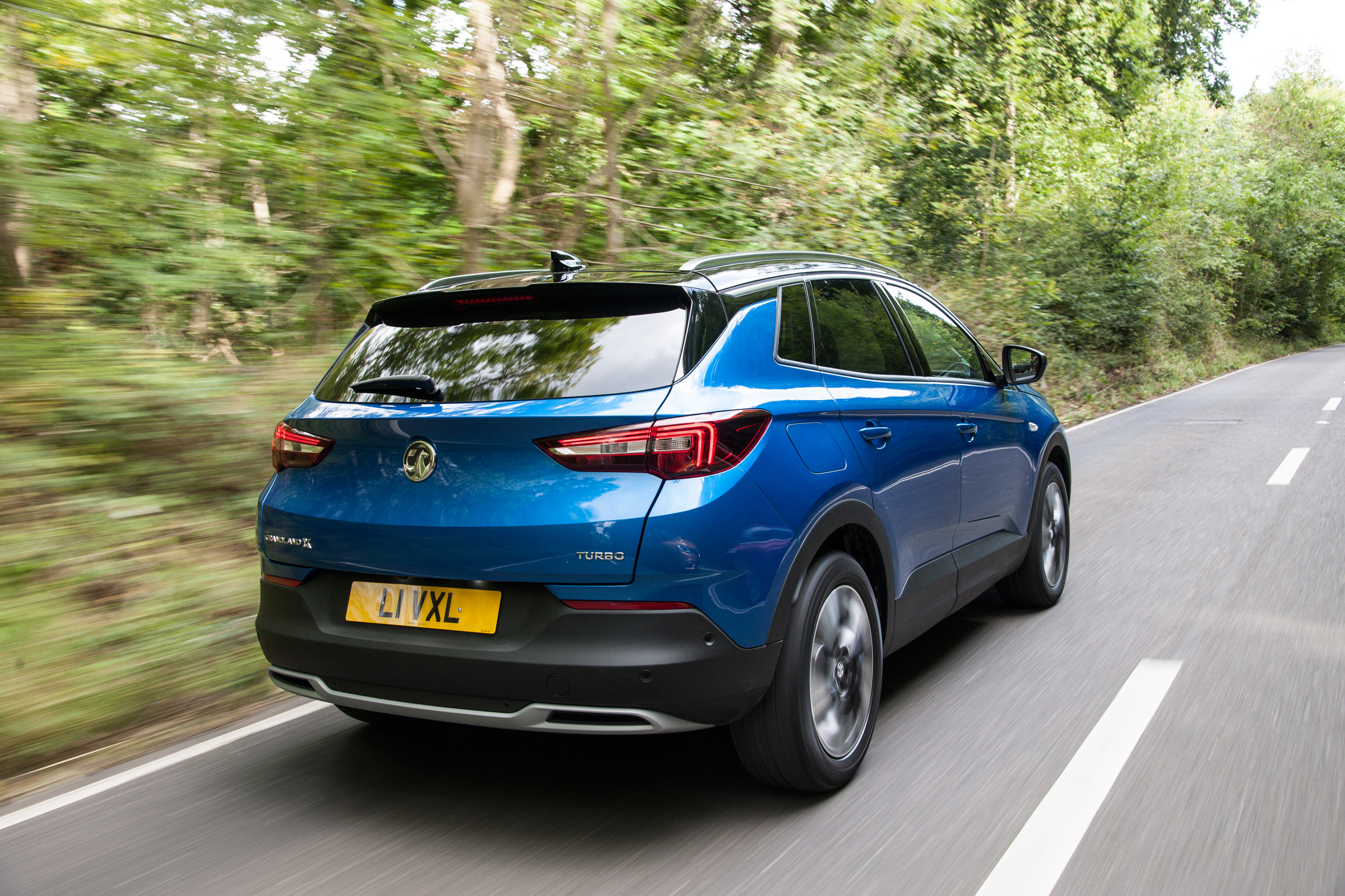Vauxhall Grandland X rear tracking