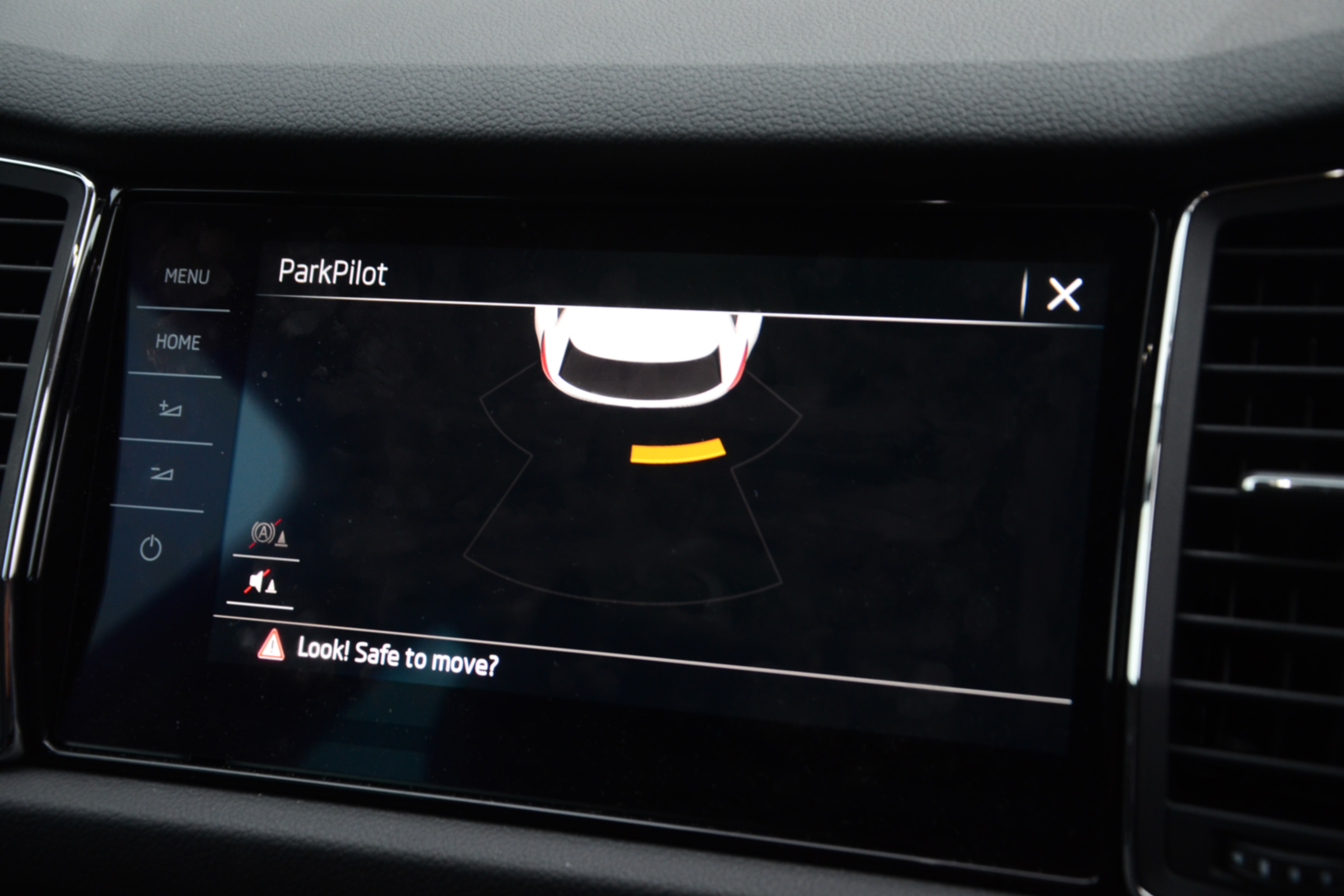 Long-term test review: Skoda Kodiaq - R1 - parking sensor