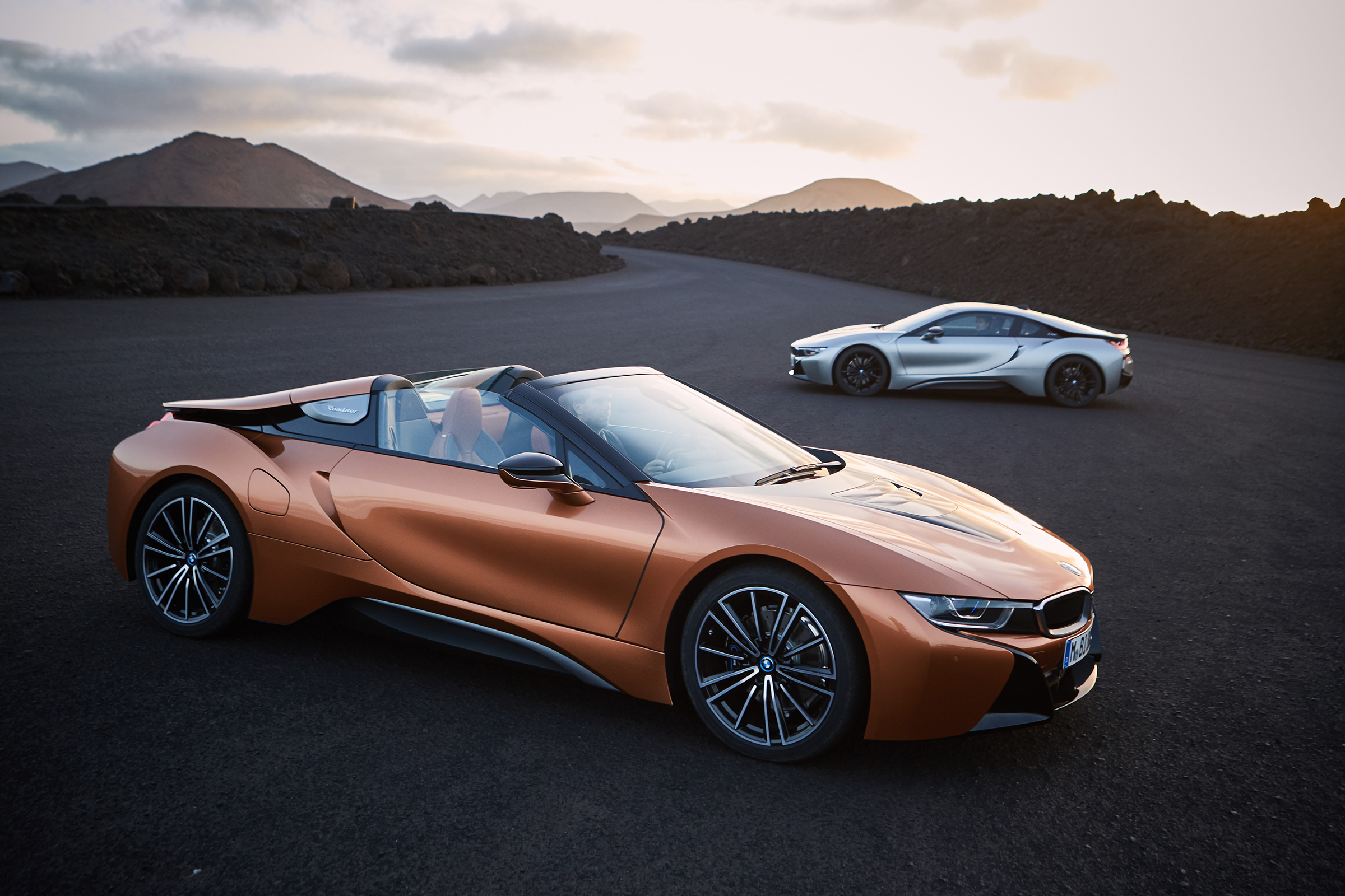 BMW i8 and i8 Roadster - static