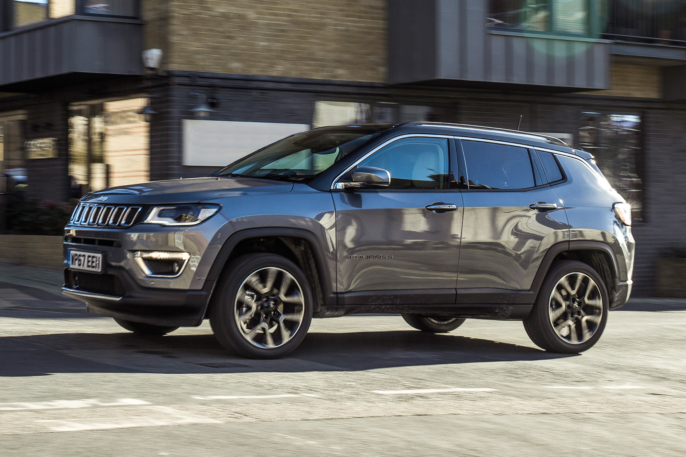 Jeep Compass - side