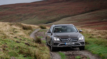 Mercedes E-Class All-Terrain - front off-road