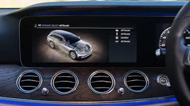 Mercedes E-Class All-Terrain - infotainment