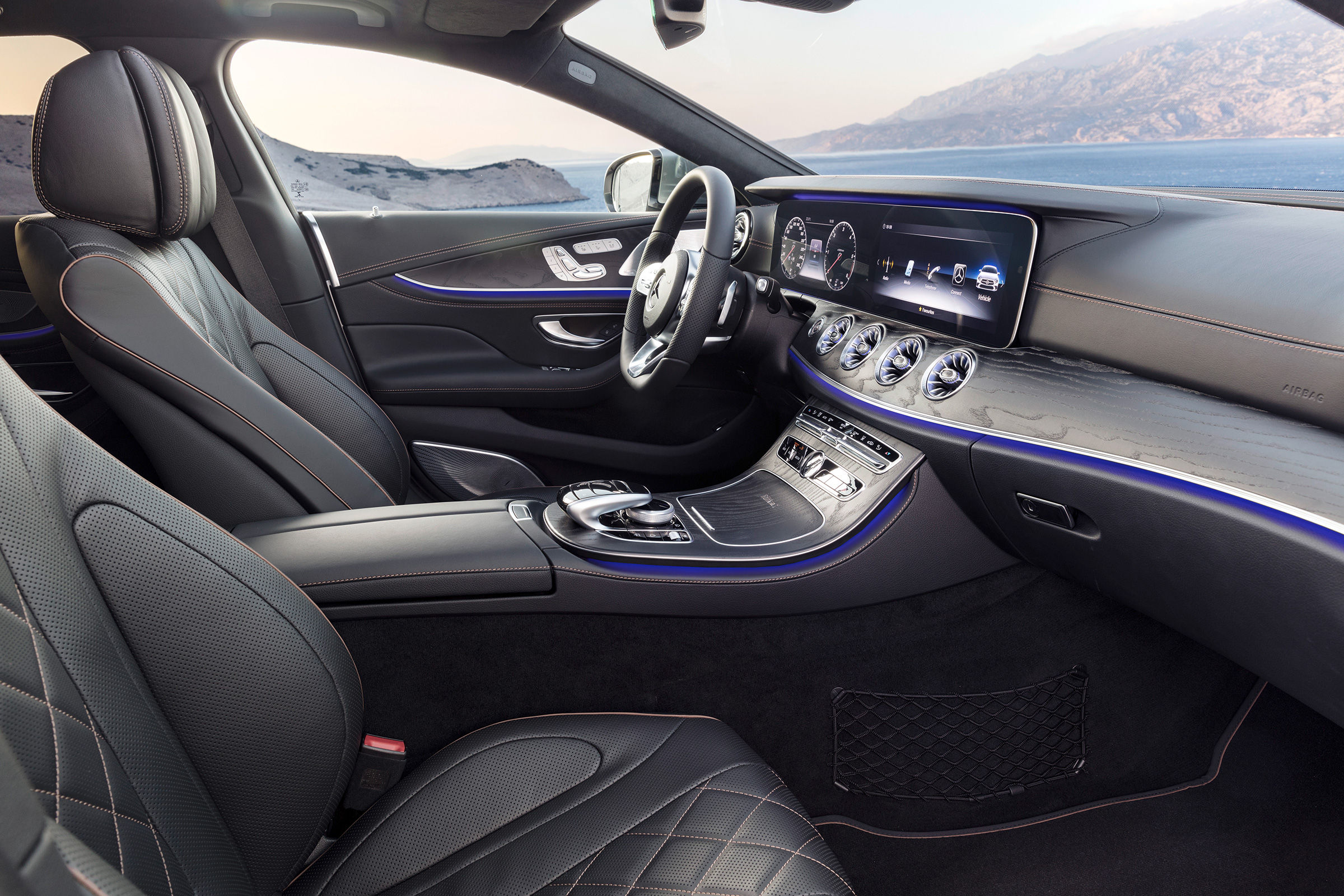 Mercedes CLS - interior